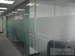 广州增槎路、西槎路专业玻璃门维修、安装与定制服务全解析